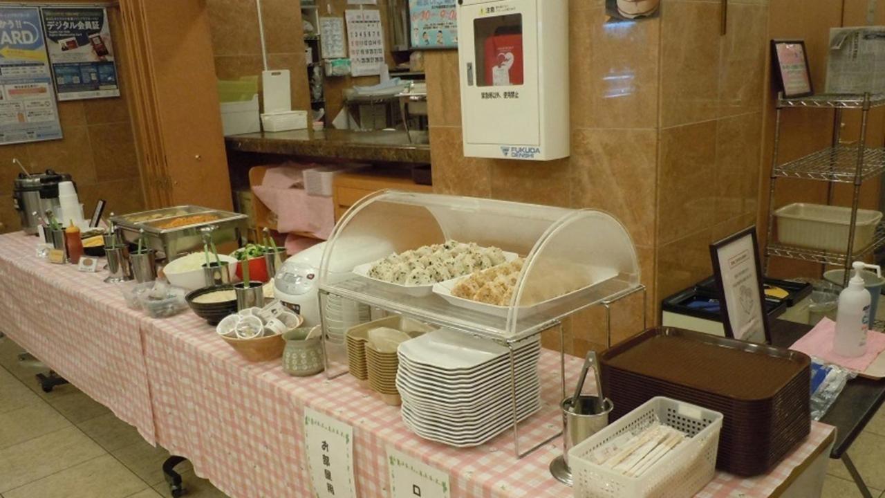 Toyoko Inn Hokkaido Tomakomai Ekimae Exteriör bild