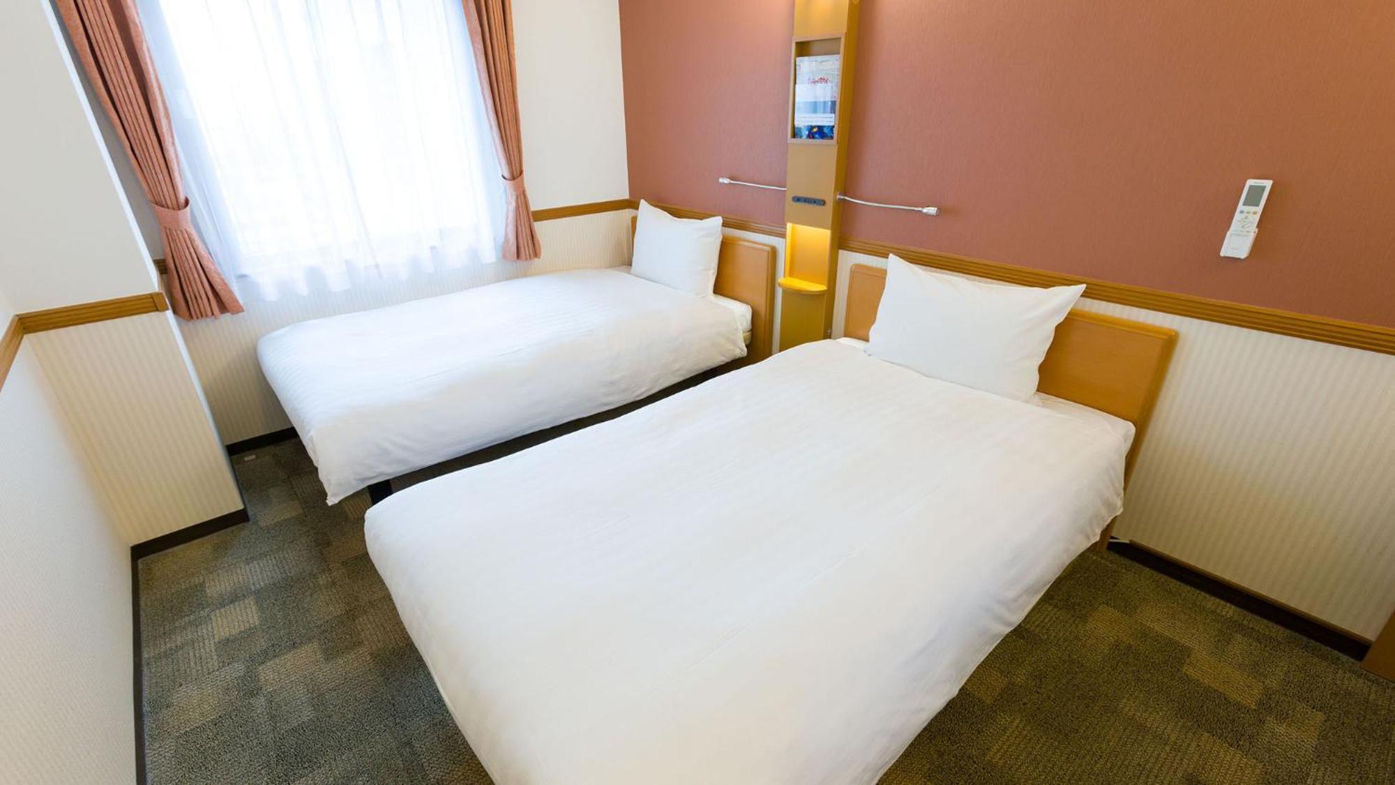 Toyoko Inn Hokkaido Tomakomai Ekimae Rum bild